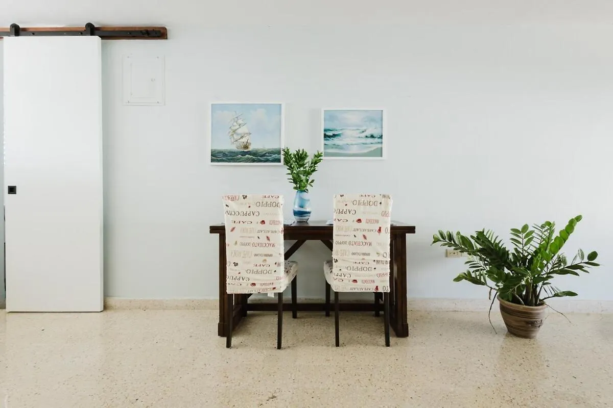 Seaside Apartment Steps To Breathtaking Sunrise 卢基约 波多黎各